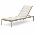 Tumbona de aluminio y ratán sintético color blanco y beige ajustable